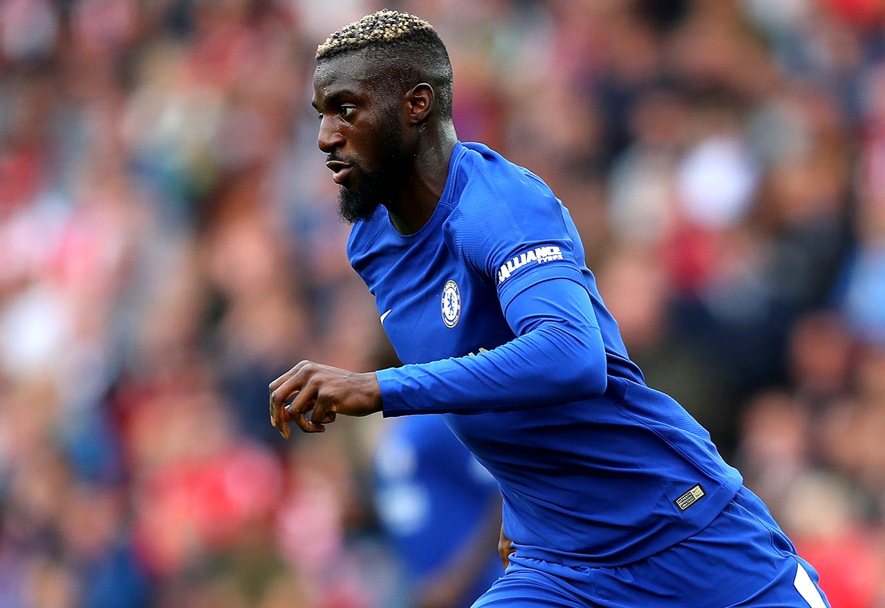 Tiemoue Bakayoko Debuts Blue Hair at Chelsea Training Session - wide 7