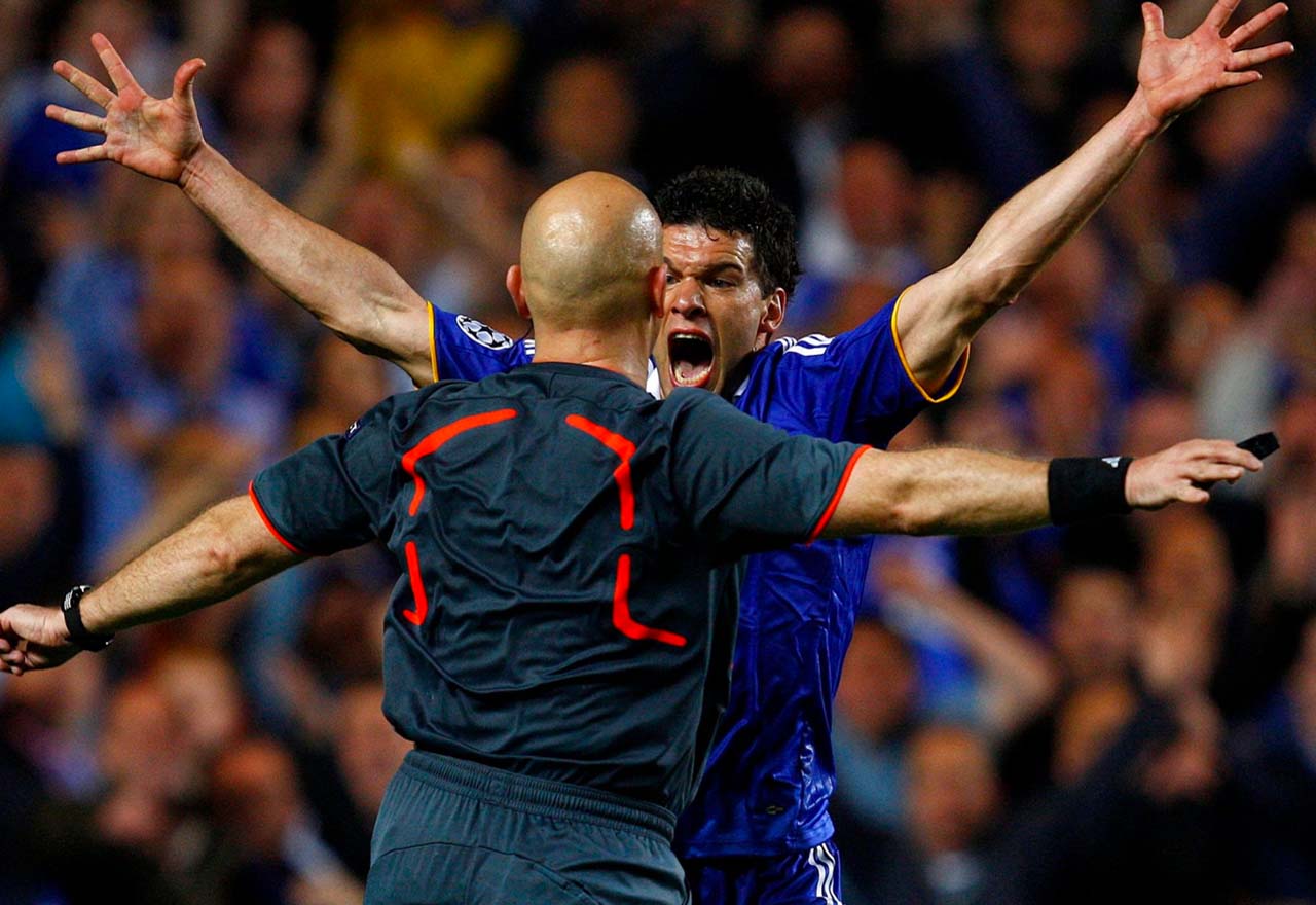 Ballack Ovrebo