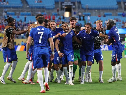 Chelsea players celebrate win over Benfica SL at the FIFA Club World Cup in USA