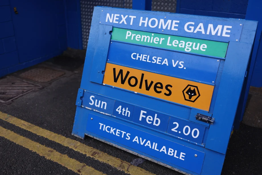 chelsea wolves premier league match sign