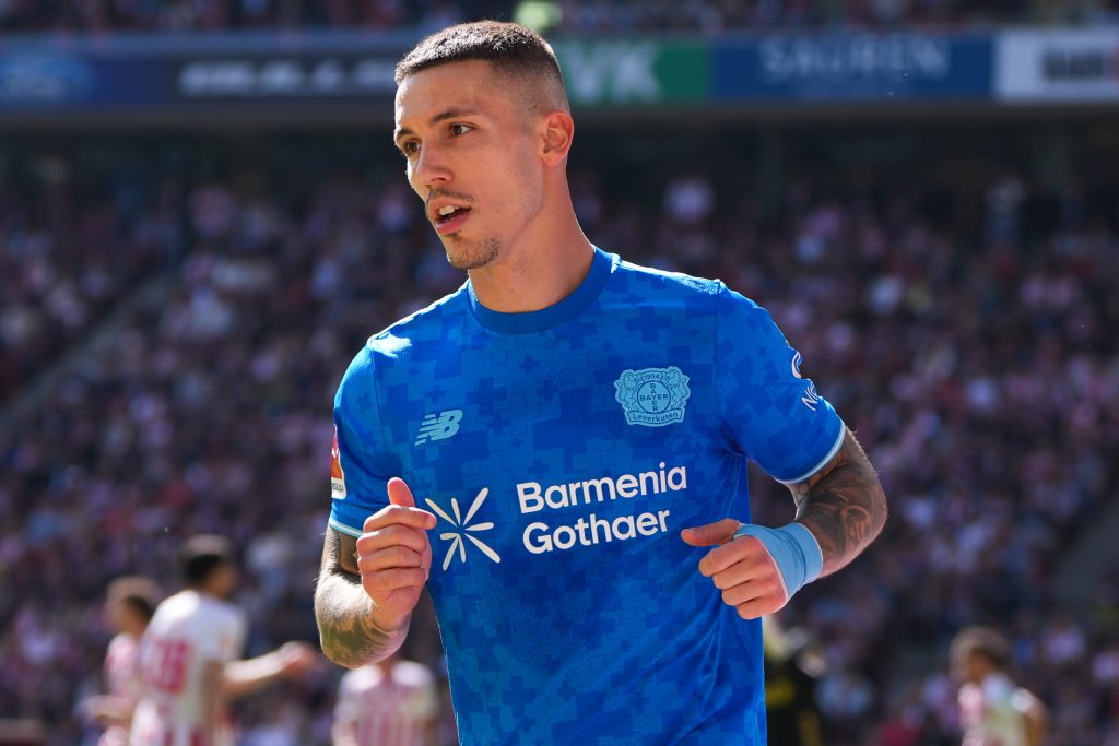 Grimaldo playing for Bayer Leverkusen.