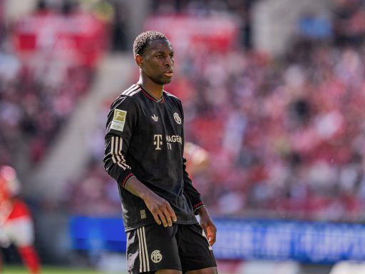 Nicolas Jackson playing for Bayern.