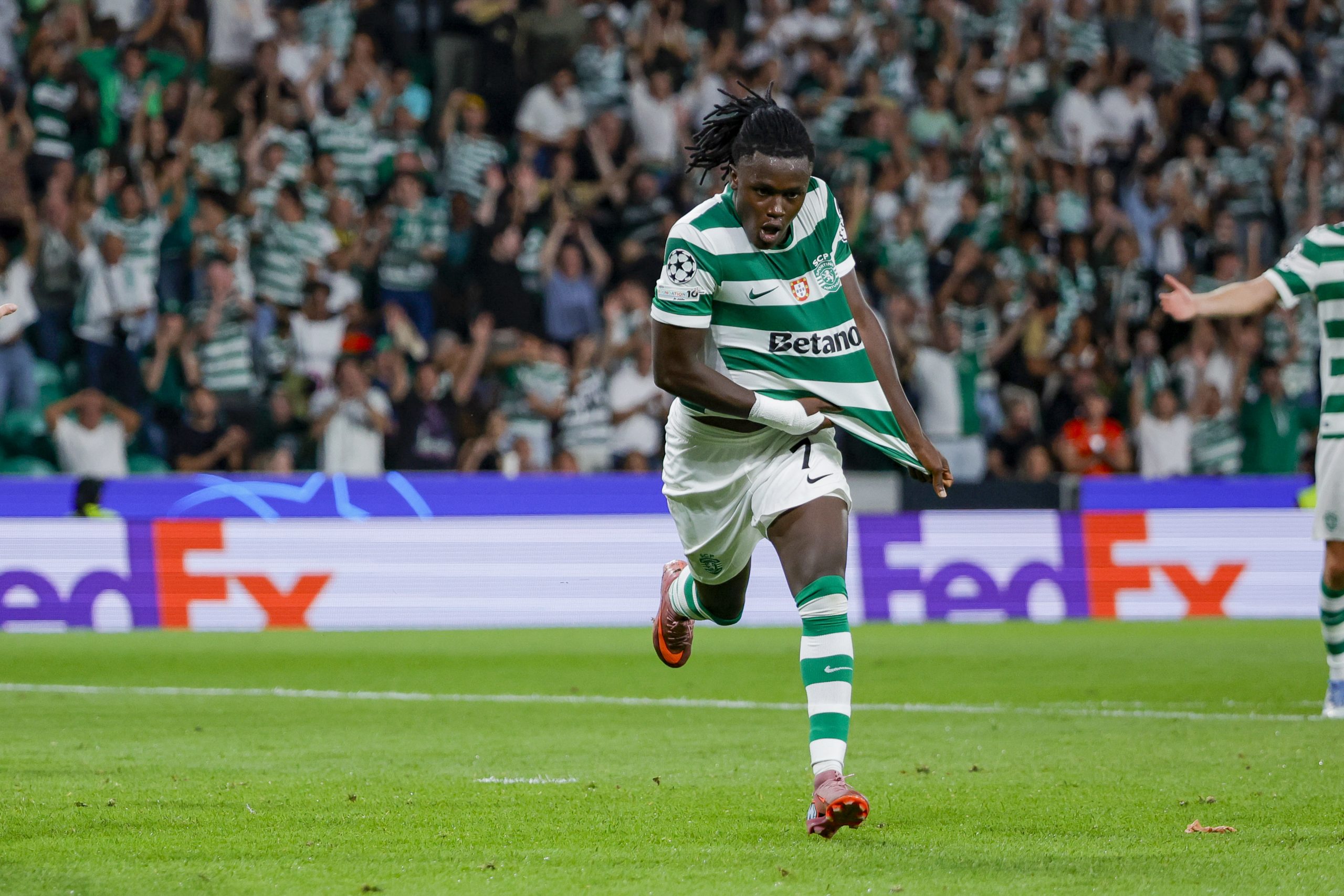 Geovany Quenda - Sporting Clube de Portugal Geovany Quenda Sporting Clube de Portugal Chelsea