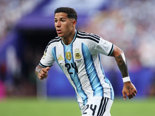 Enzo Fernandez playing for Argentina.