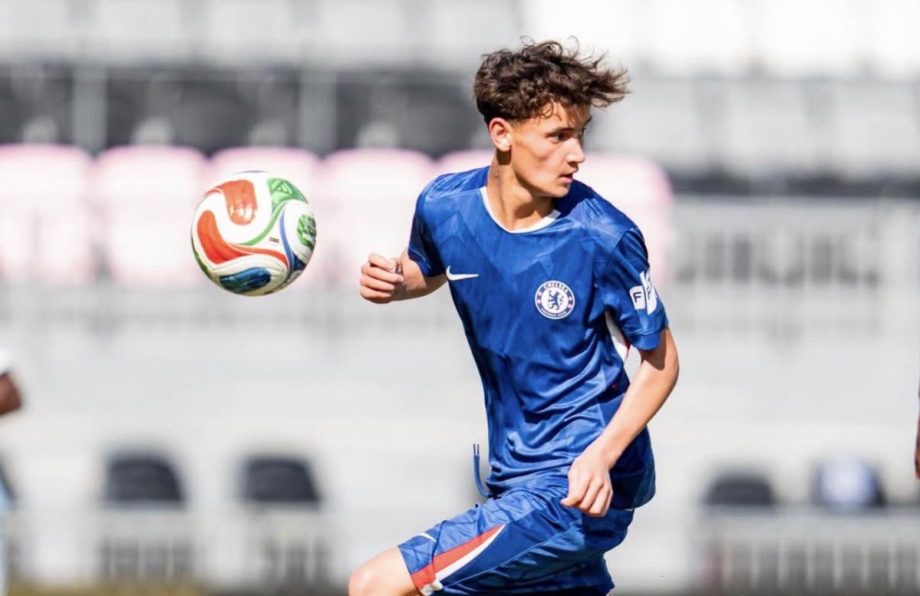 Arthur Barratt playing for Chelsea.