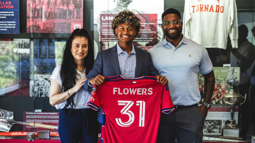 Benji Flowers signs for Dallas