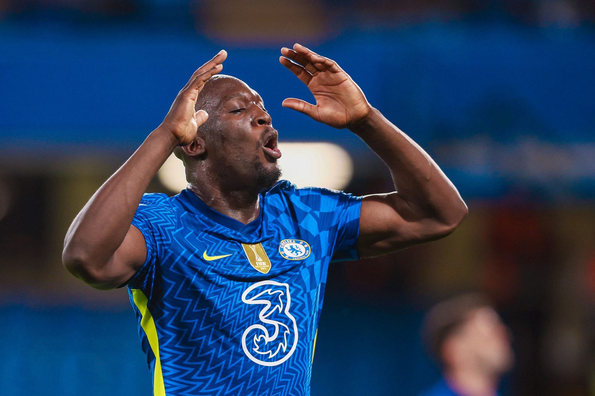 Romelu Lukaku of Chelsea reacts after missing a chance