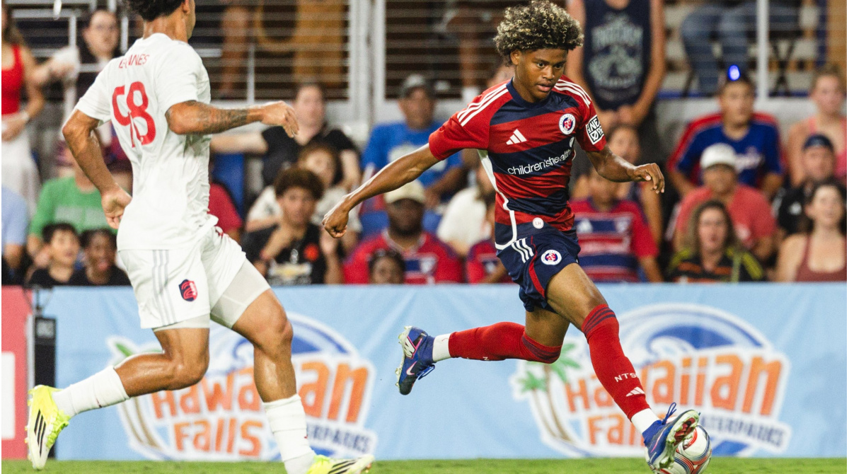 Benji Flowers playing for Dallas.