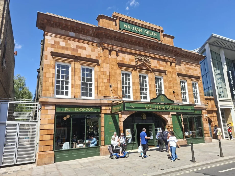 Walham Green Wetherspoons Pub Fulham Broadway Chelsea