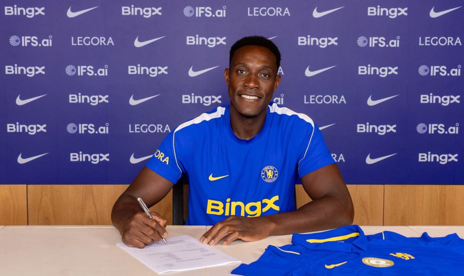 Danny Welbeck signs for Chelsea.