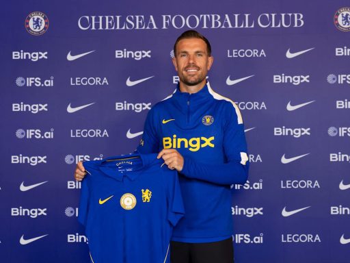 Jordan Henderson signs for Chelsea