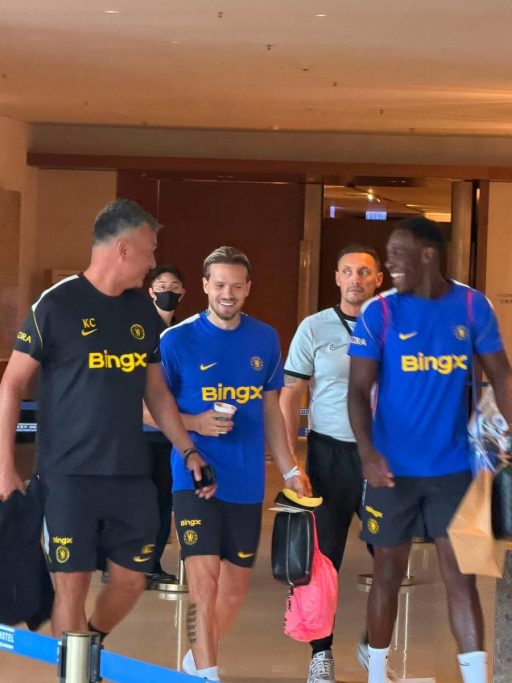 Mykhailo Mudryk and Danny Welbeck arrive on tour