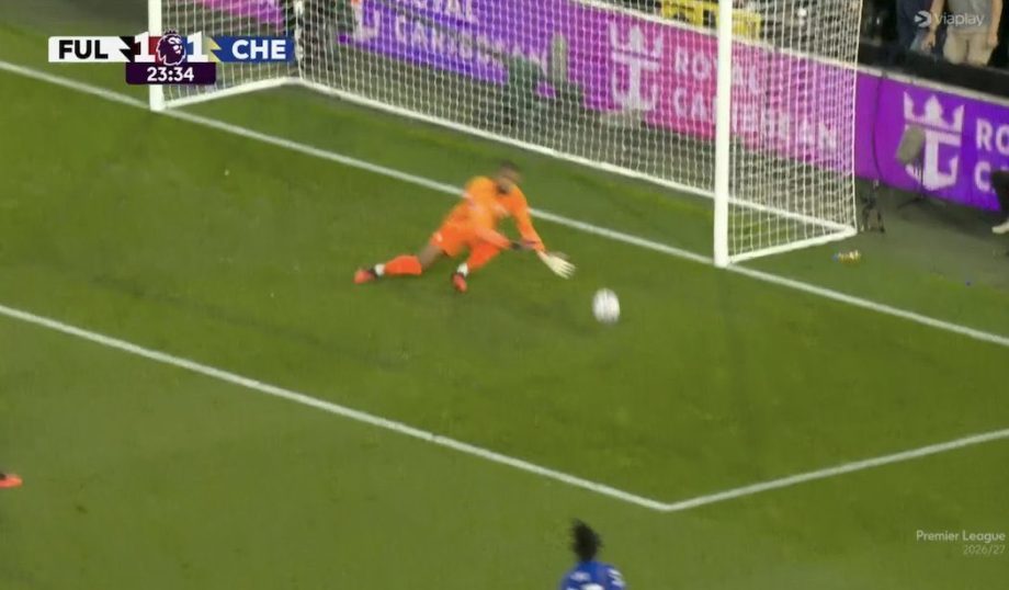 Robert Sanchez costs Chelsea at his near post