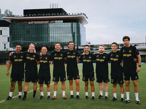 Xabi Alonso's first team staff in Hong Kong