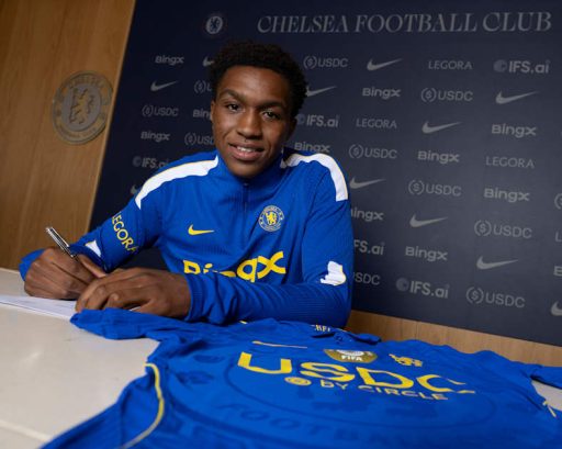 Honest Ahanor signs for Chelsea