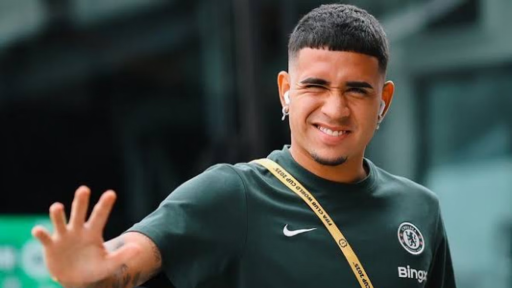 Kendry Paez prepares for Chelsea game