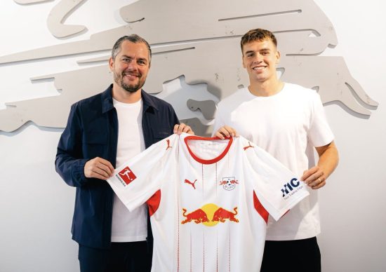 Marc Guiu signs for RB Leipzig