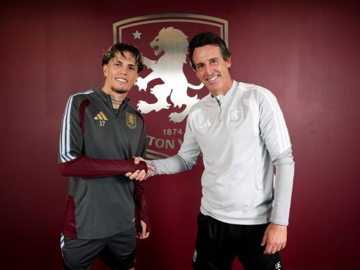 Unai Emery and Alejandro Garnacho