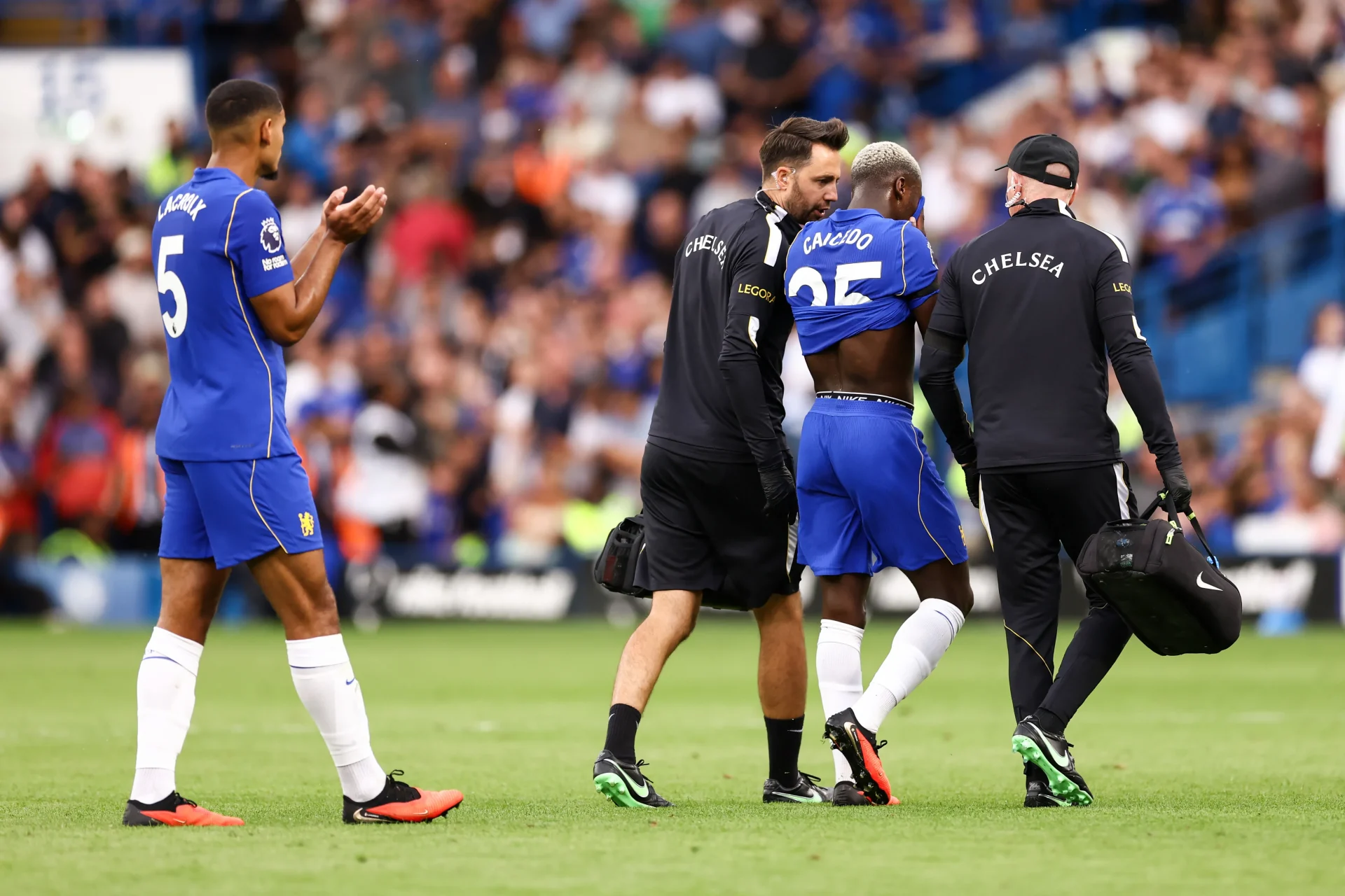 Moises Caicedo of Chelsea has to go off shortly after being substituted on due to injury