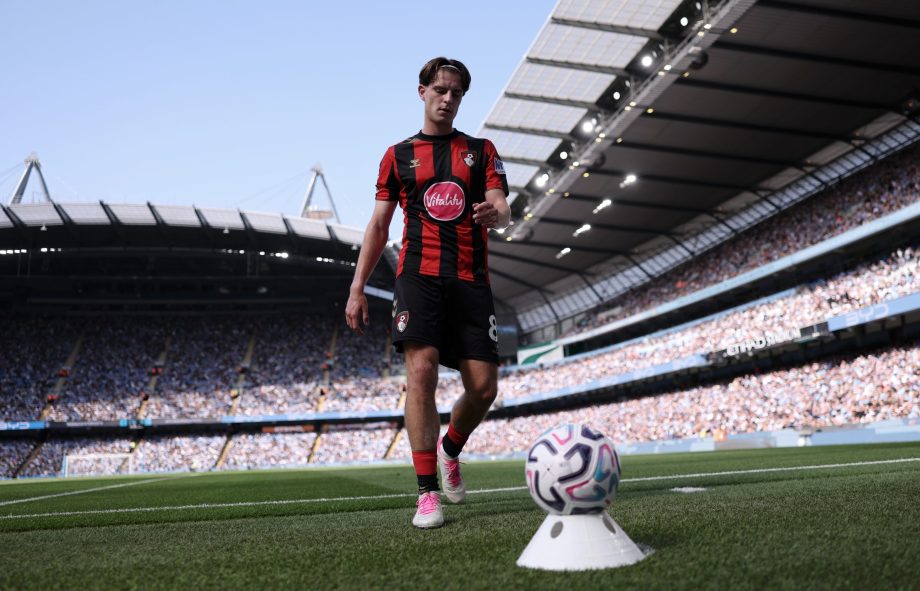 Alex Scott of Bournemouth takes a corner kick